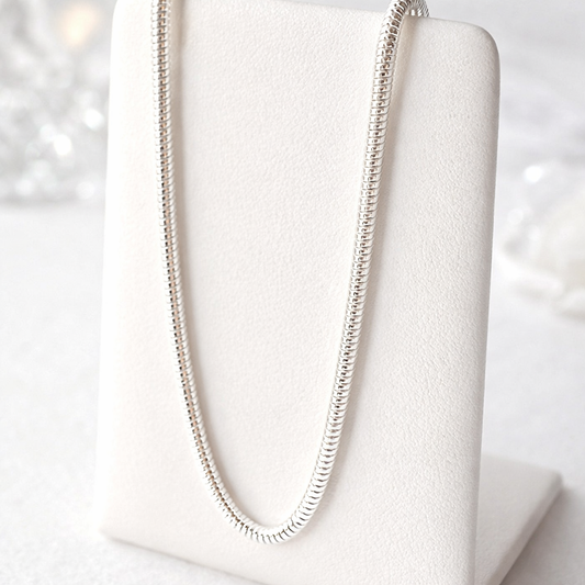 Chaîne serpent en argent massif 925/1000 – Collier maille serpent lisse
