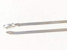 Charger l'image dans la galerie, Bracelet en argent massif 925/1000 - maille serpent plate