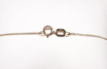 Charger l'image dans la galerie, Fine chaine or jaune massif 18 carats - 750/1000 - maille gourmette diamantée