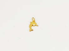 Load image into Gallery viewer, "Dolphin" pendant in solid 18 carat yellow gold 750/1000 18K