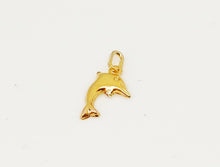 Load image into Gallery viewer, "Dolphin" pendant in solid 18 carat yellow gold 750/1000 18K