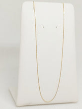 Charger l'image dans la galerie, Fine chaine en or jaune massif 18 carats 18K 750/1000 maille forçat diamantée