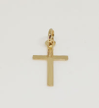 Load image into Gallery viewer, 18K solid yellow gold 750/1000 18K chiseled flat cross pendant