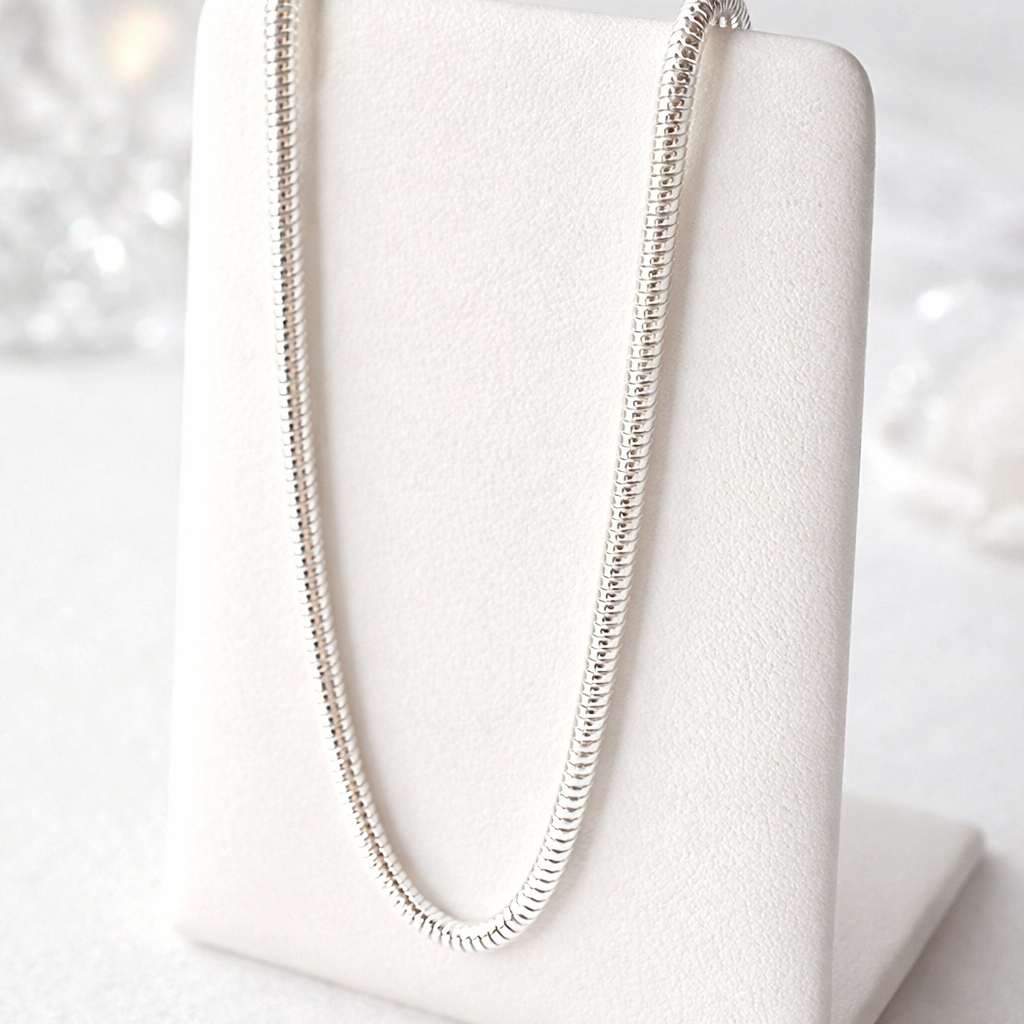 Fine chain in solid silver 925/1000 snake mesh 0.7 mm