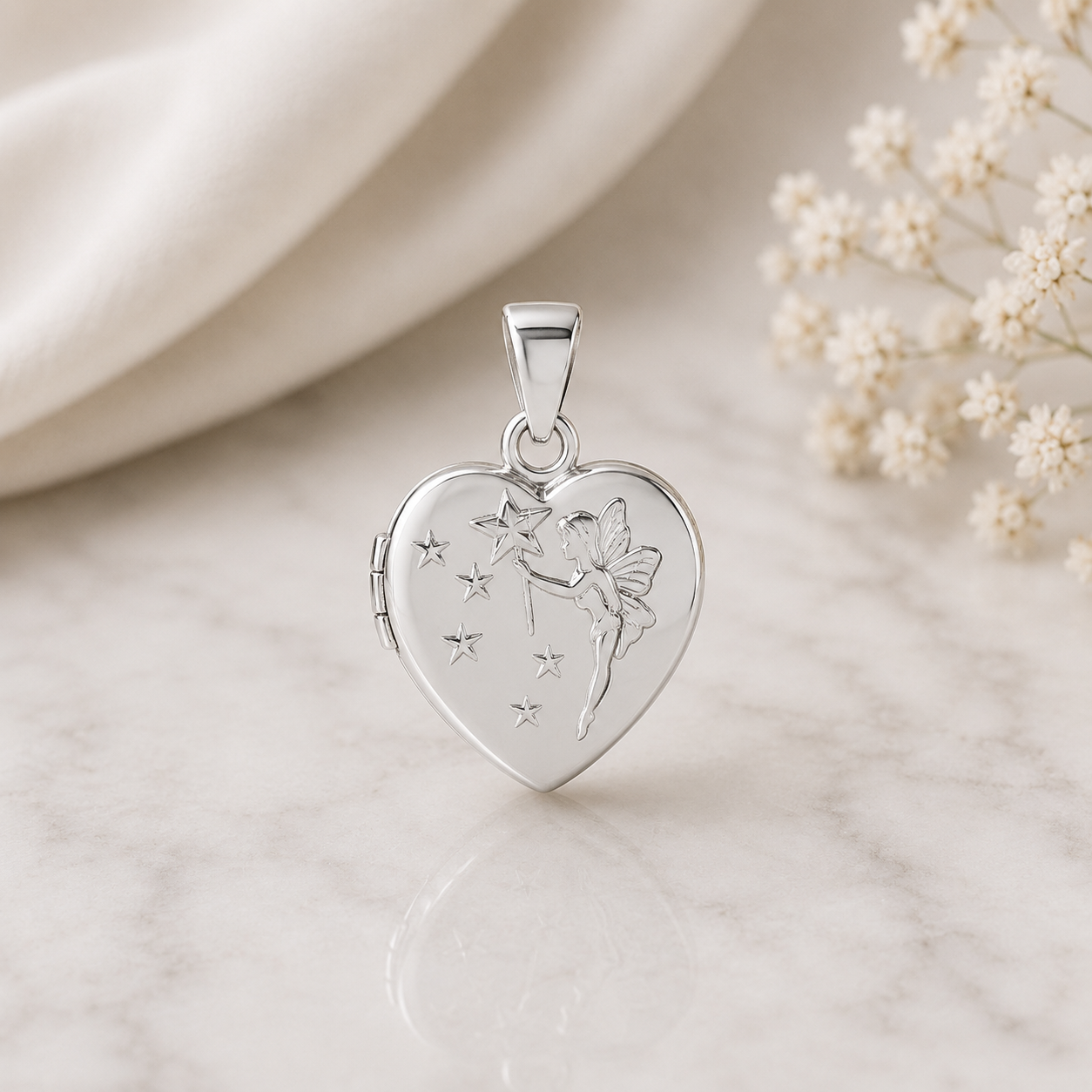 Médaillon Cœur Ouvrant en Argent Massif 925/1000 avec Fée et Étoiles – Porte Photo