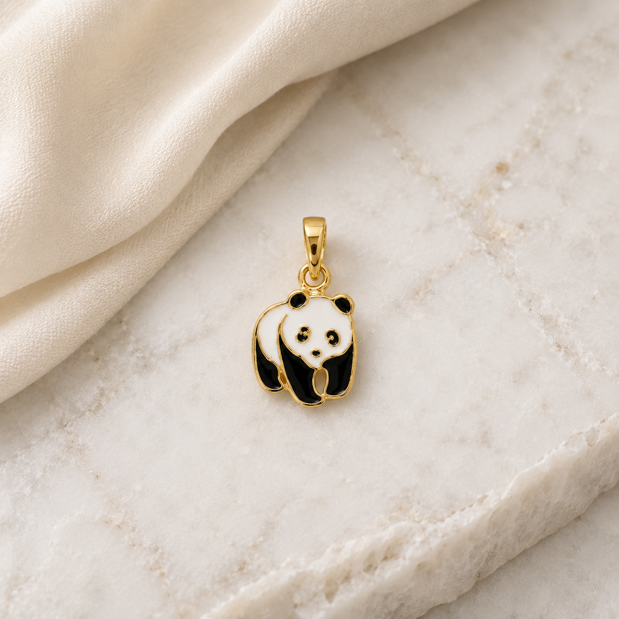 Pendentif Panda Émaillé en Plaqué Or Européen