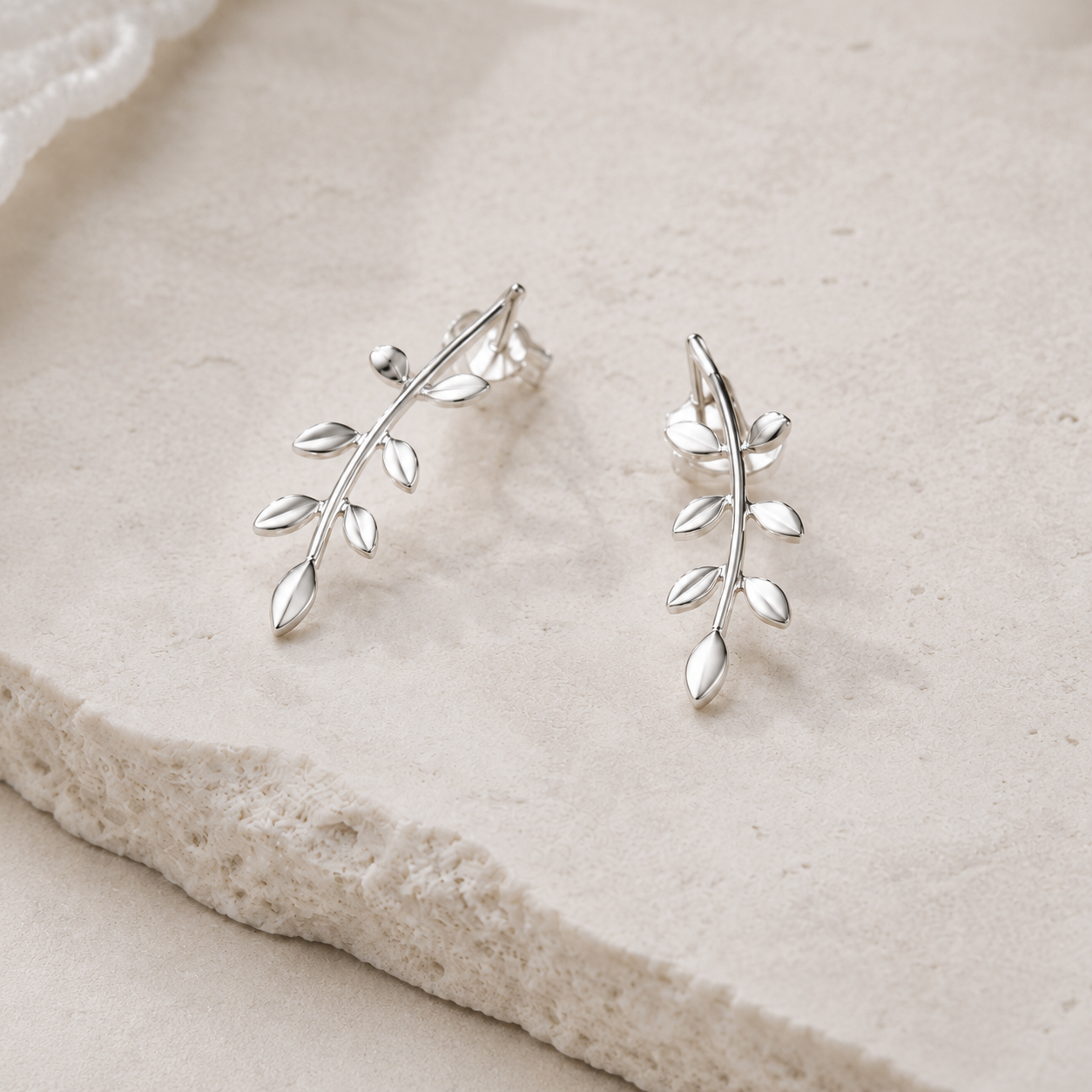 Boucles d'oreilles grimpantes feuilles argent massif 925/1000 – Motif végétal vigne