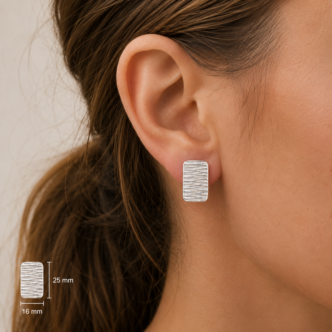 Boucles d'oreilles rectangles ciselés en argent massif 925/1000 rhodié