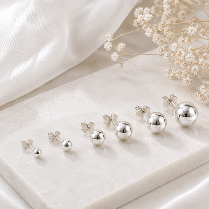Boucles d'oreilles puces boules en argent massif 925/1000 – Boules lisses polies