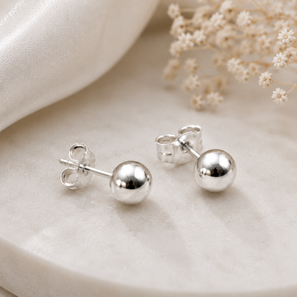 Boucles d'oreilles puces boules en argent massif 925/1000 – Boules lisses polies