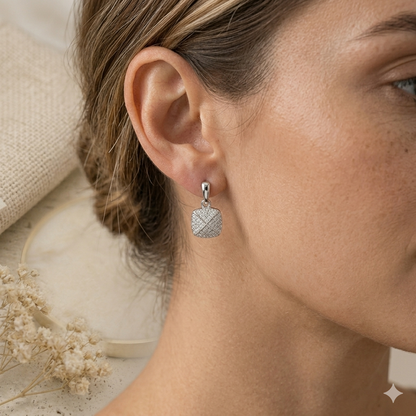 Boucles d'oreilles pendantes pyramide zirconium en argent massif 925/1000 rhodié