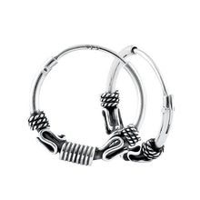 Load image into Gallery viewer, Bali hoop earrings in solid 925/1000 silver - patterned hoops style 1
