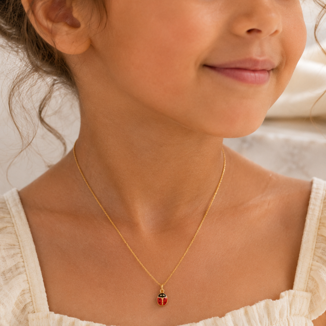 Pendentif Coccinelle Émaillée en Plaqué Or Européen