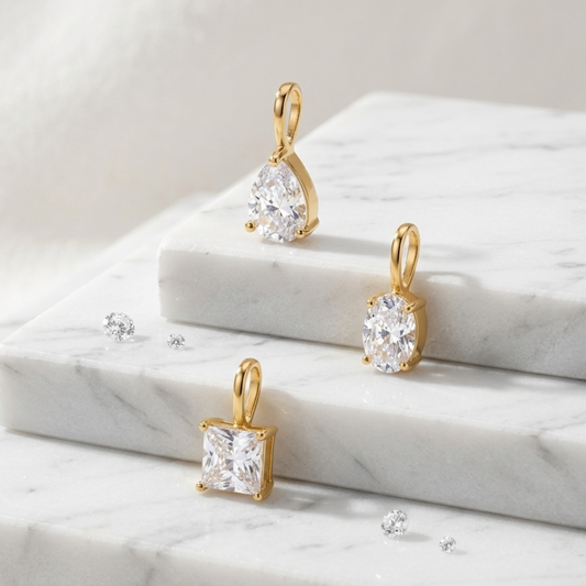 Pendentif Solitaire Oxyde de Zirconium en Plaqué Or Européen – Carrée, Ovale ou Poire