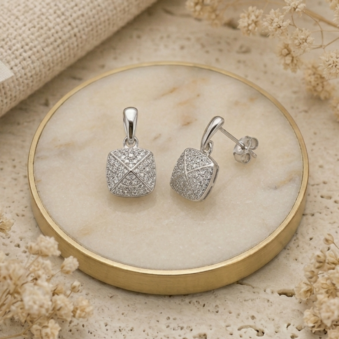 Boucles d'oreilles pendantes pyramide zirconium en argent massif 925/1000 rhodié