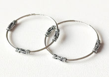 Load image into Gallery viewer, 925 Sterling Silver Hoop Earrings Style 9 - Patterned Hoops - with Berlingot Box and Gift Bag
