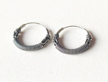 Load image into Gallery viewer, 925 Sterling Silver Hoop Earrings Style 10 - 17.5mm - Patterned Hoops - With Gift Box and Pouch
