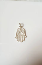Load image into Gallery viewer, &quot;Hand of Fatima&quot; pendant in solid 925 silver or gold plated
