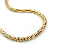 Charger l&#39;image dans la galerie, Chaine en or plaqué  maille serpent - plaqué or européen haute qualité
