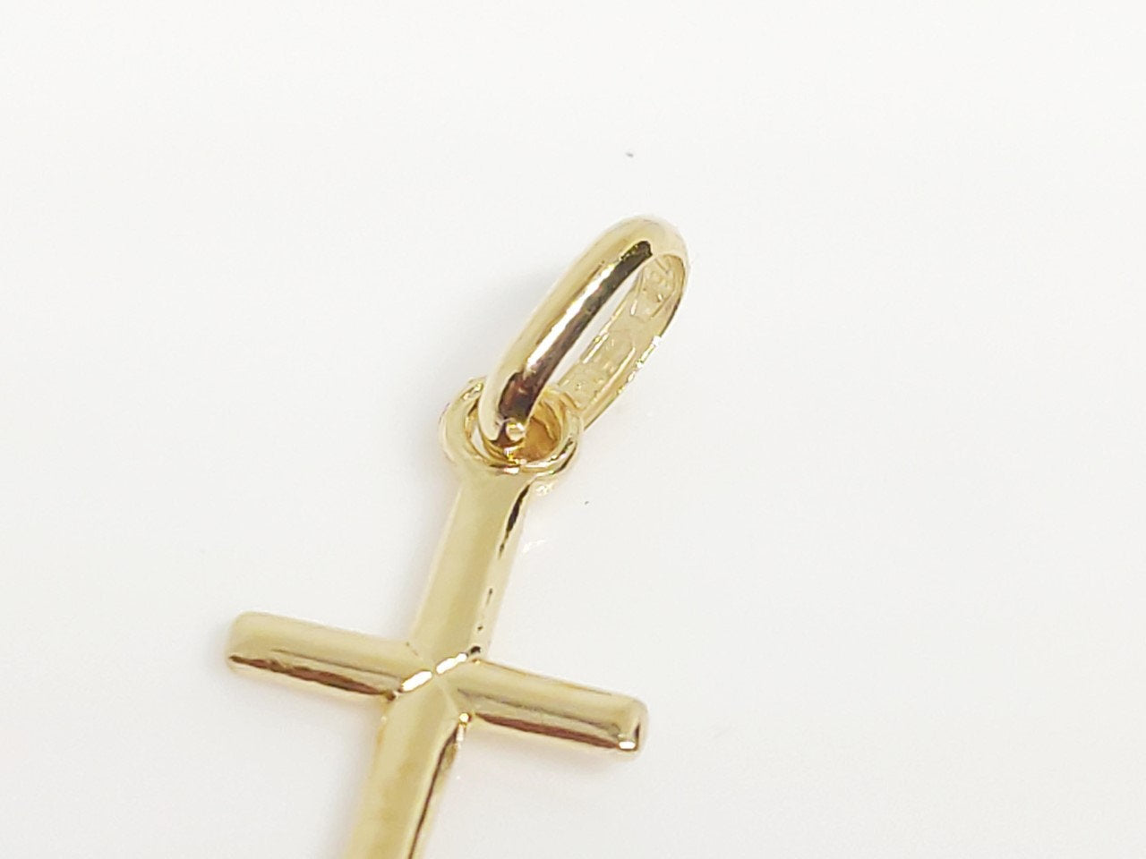 Solid 18K Yellow Gold Cross Pendant 750/1000 18K - with box and gift bag