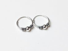 Load image into Gallery viewer, Bali hoop earrings in solid 925/1000 silver - patterned hoops style 7
