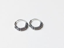 Load image into Gallery viewer, Bali hoop earrings in solid 925/1000 silver - patterned hoops style 1
