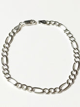 Load image into Gallery viewer, Bracelet/Gourmette in solid silver 925/1000 - Figaro mesh
